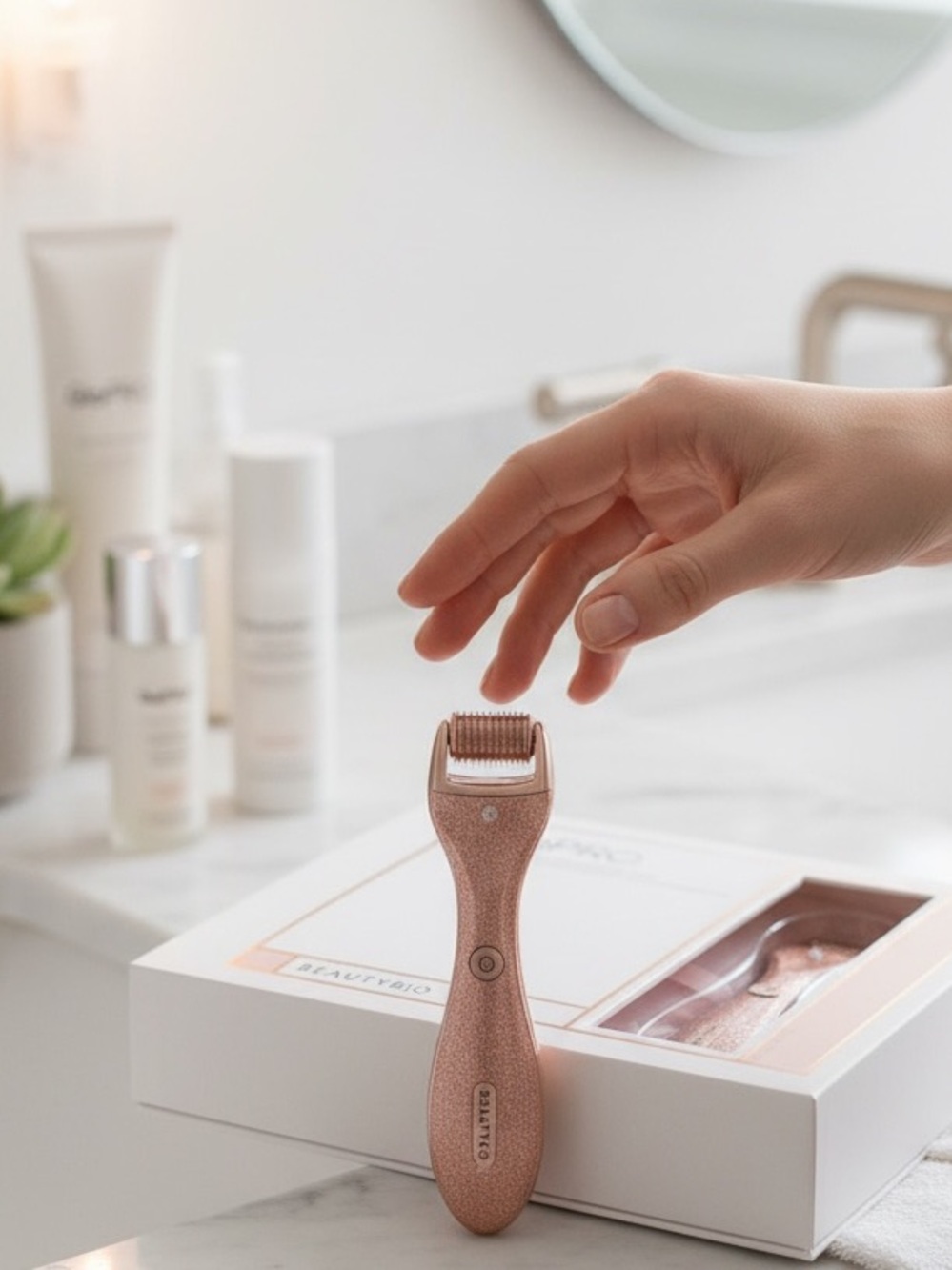 GloPro Microneedling Rejuvenation Tool BeautyBio Rose Gold Glitter Handheld NIB